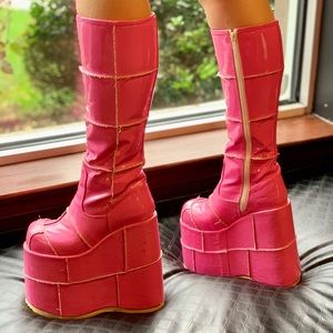 Demonia Hot Pink Patent Leather Stack Boots Size 6  🍭